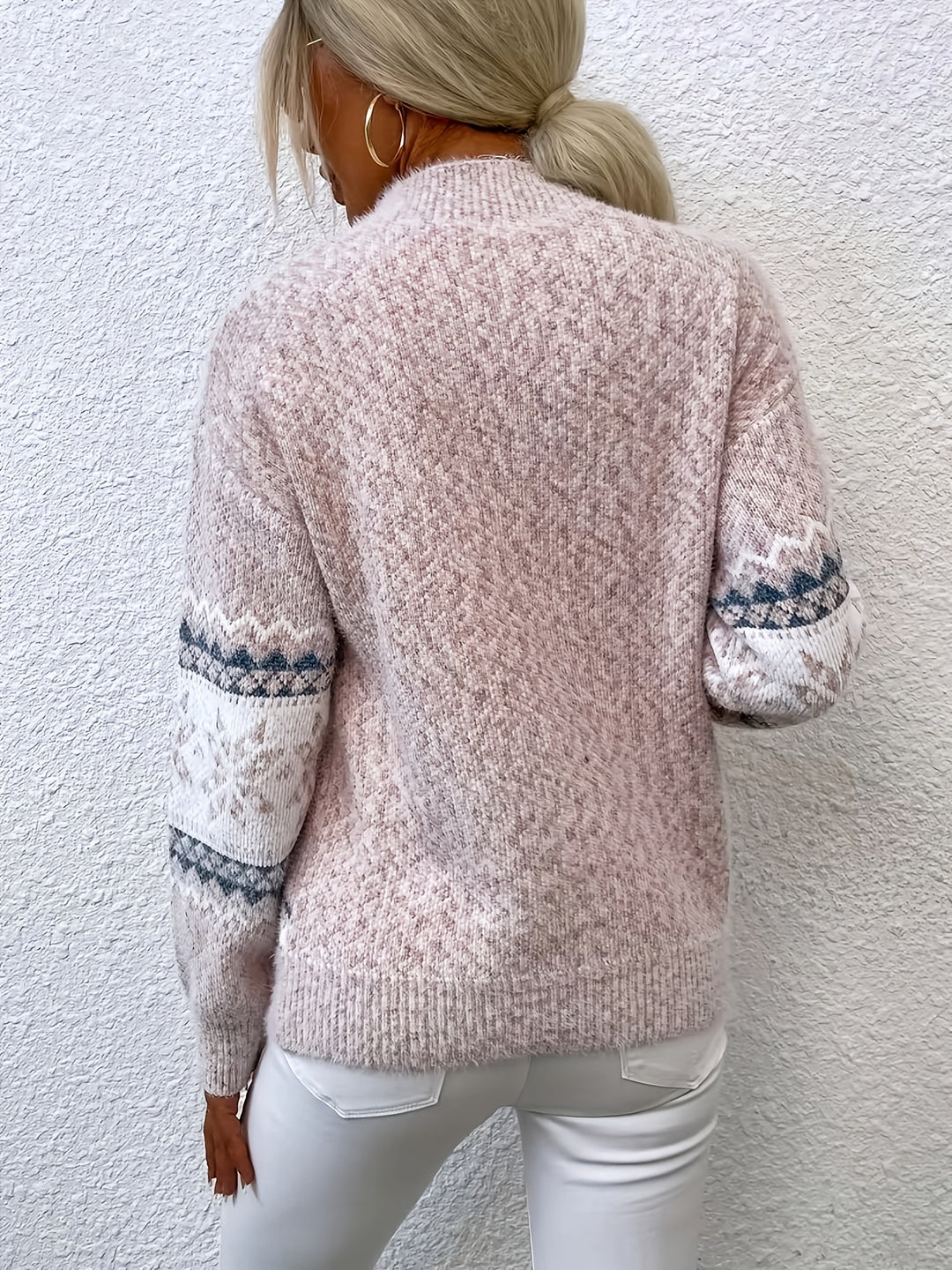 Sienna | Geometric Pattern Round-Neck Jumper