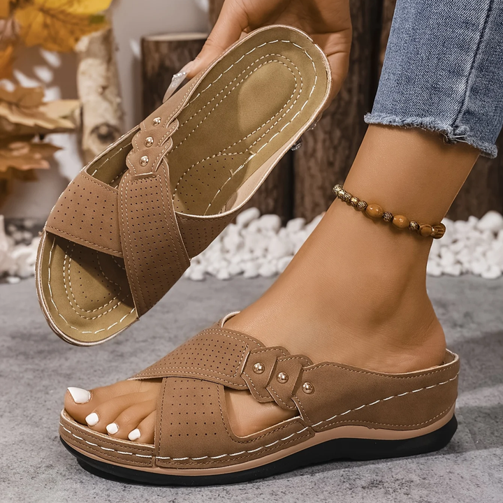 Noelle | Lightweight Wedge Sandals