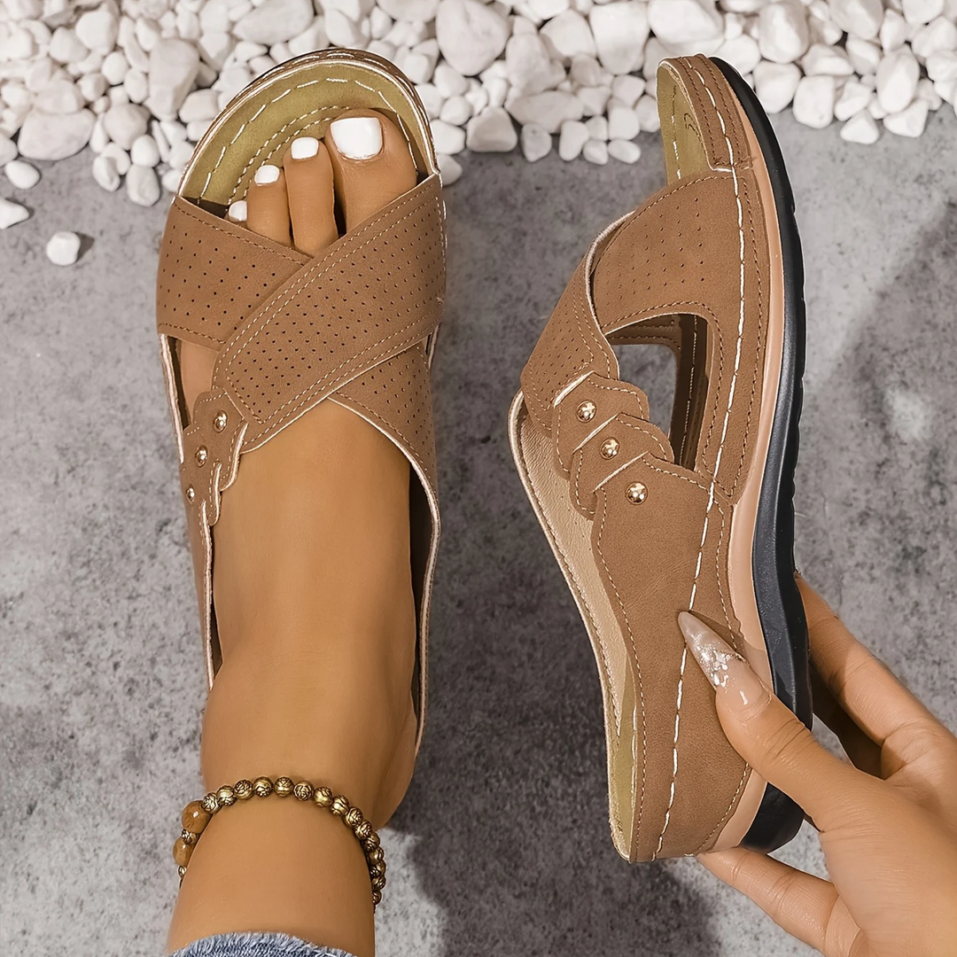 Noelle | Lightweight Wedge Sandals