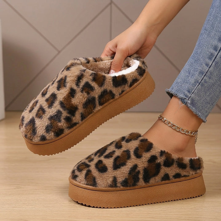 Amelia | Women's Leopard Print Faux Fur Slippers