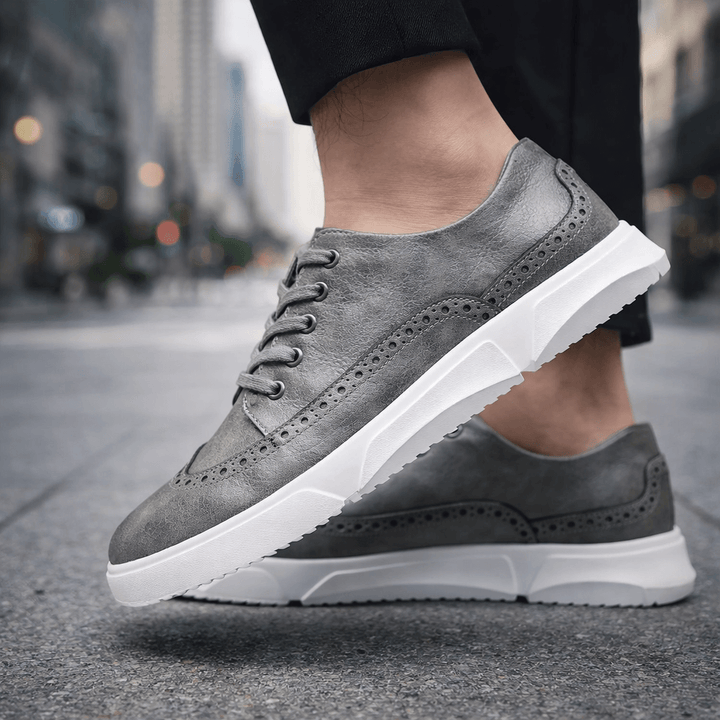 Calver | Men’s Brogue-Detail Lace-Up Trainers