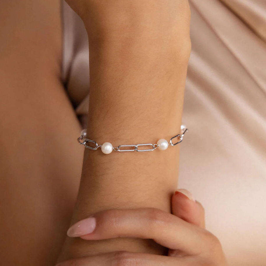 Margot | Women's Pearl Chain Bracelet