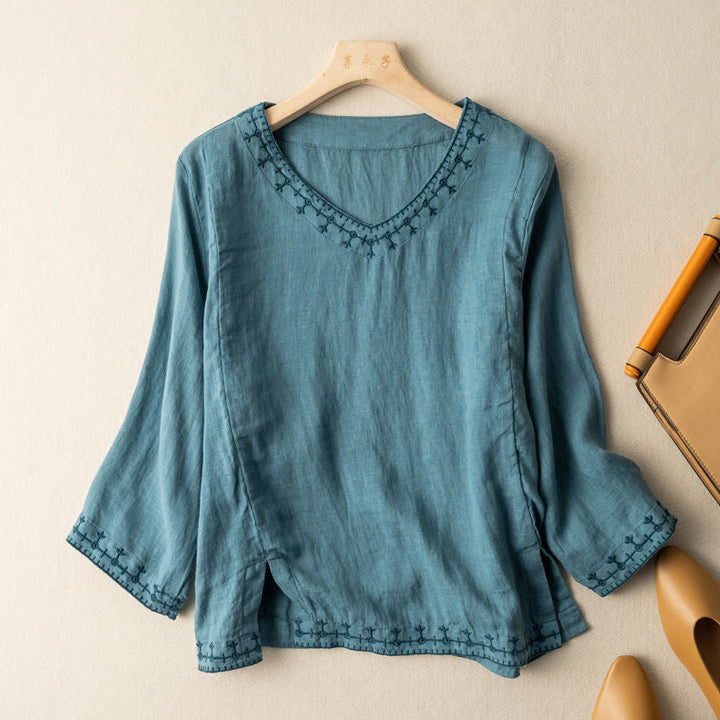 Jane | Pattern V-Neck Blouse