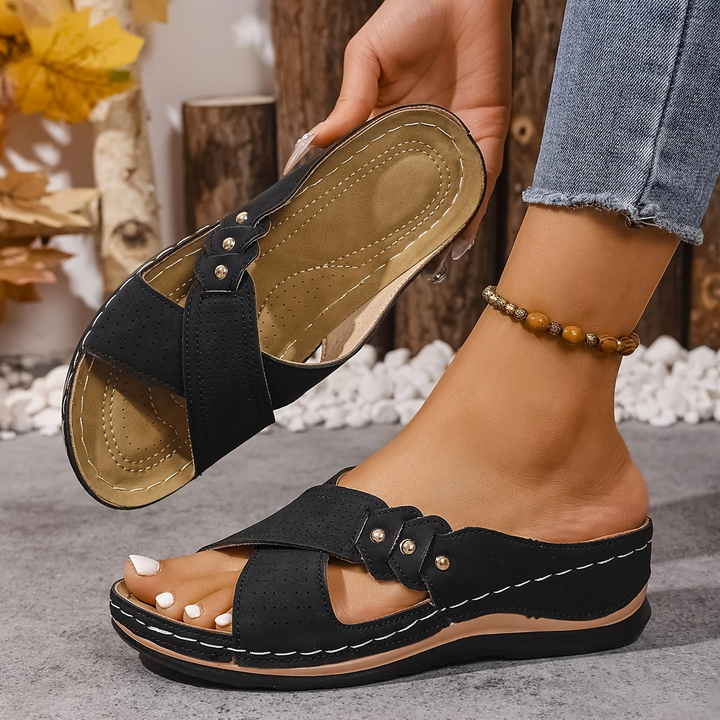 Noelle | Lightweight Wedge Sandals