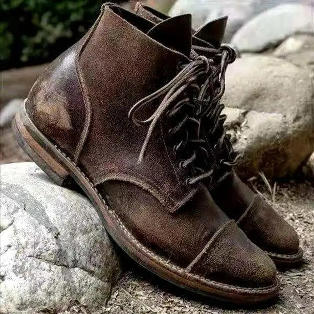 Julian | Classic Lace-Up Boots