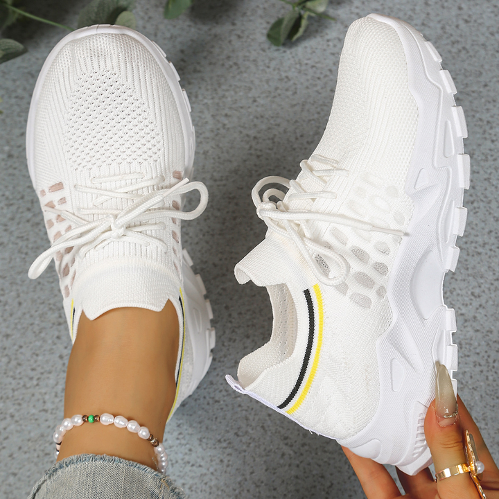 Maica | Supportive Walking Trainers